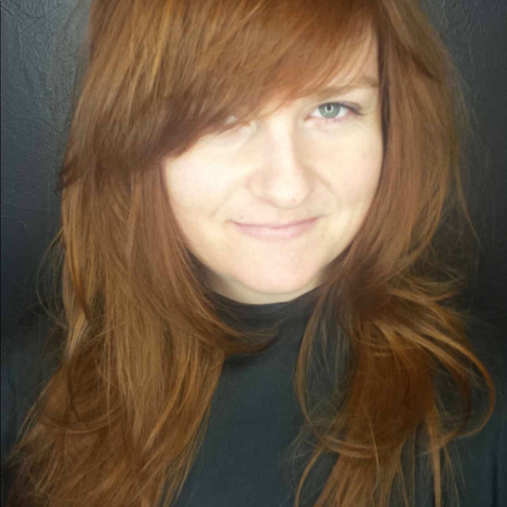 Meet your Posher, Kelly